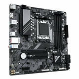 Motherboard Gigabyte B650M D3HP AMD B650-4